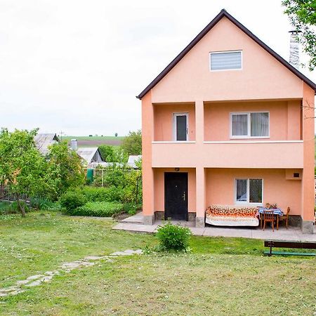 Guest House Cherepaha Кам'янець-Подільский Екстер'єр фото